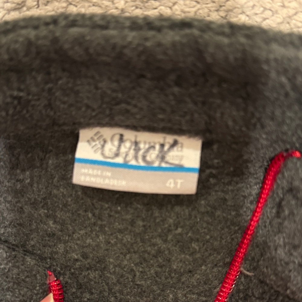 Columbia Kids' Red and Black Puffer Jacket - Picture 2 of 4